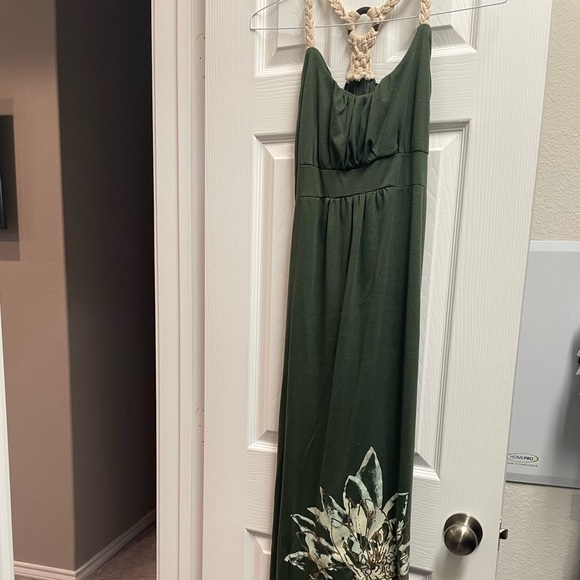 1955 Vintage Dresses & Skirts - EUC XL Green maxi dress with flower design and braided sports bra style back
